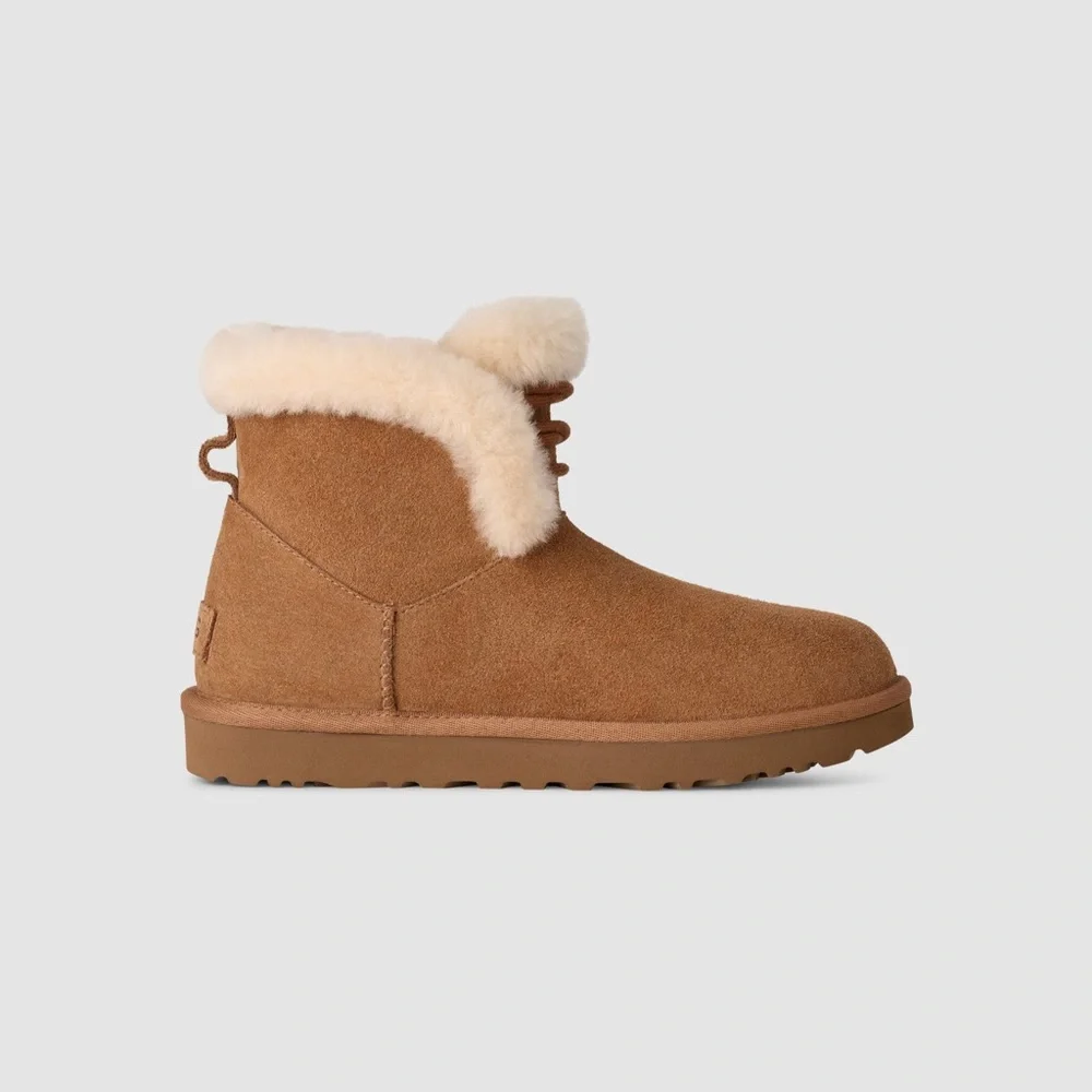 UGG Classic Mini Posy‎ Boots, Chestnut, Size 9